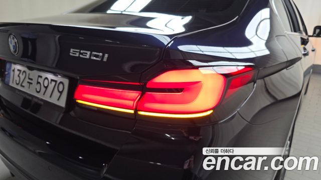 BMW 5-Series 530i xDrive M Sport Package