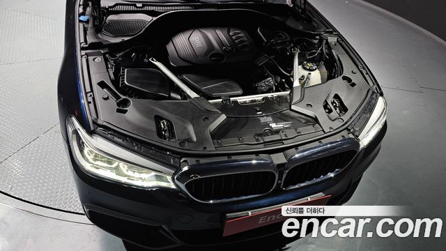 BMW 5-Series 520d M Sport Package Plus