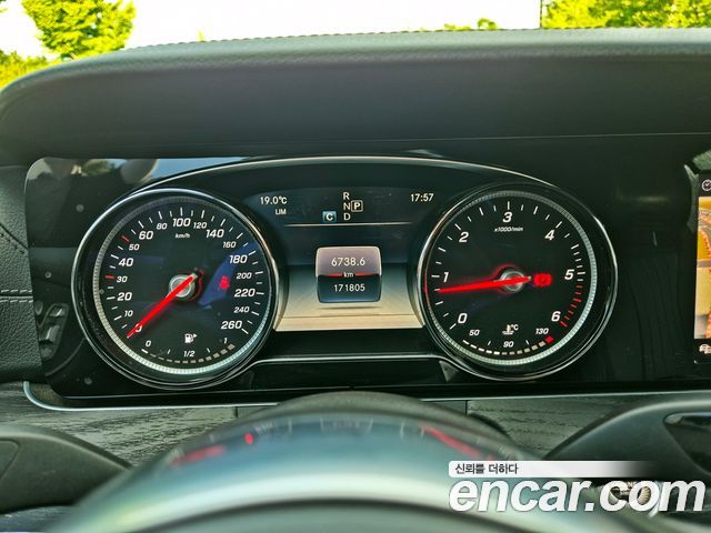 Mercedes-Benz E-Class E220d Cabriolet
