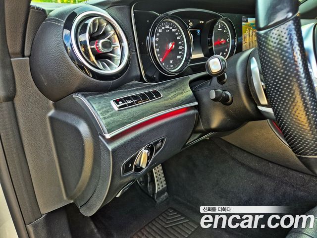 Mercedes-Benz E-Class E220d Cabriolet
