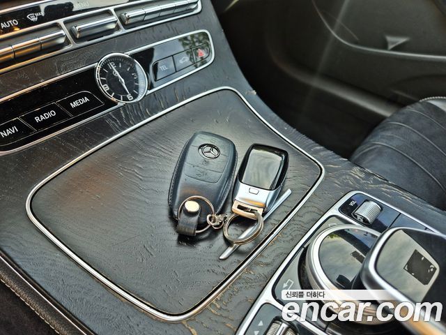 Mercedes-Benz E-Class E220d Cabriolet