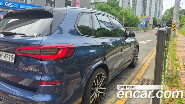 BMW X5 M50d
