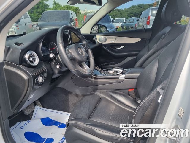 Mercedes-Benz GLC-Class GLC220 d 4MATIC