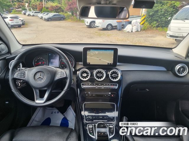 Mercedes-Benz GLC-Class GLC220 d 4MATIC