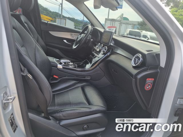 Mercedes-Benz GLC-Class GLC220 d 4MATIC