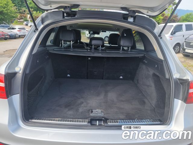 Mercedes-Benz GLC-Class GLC220 d 4MATIC