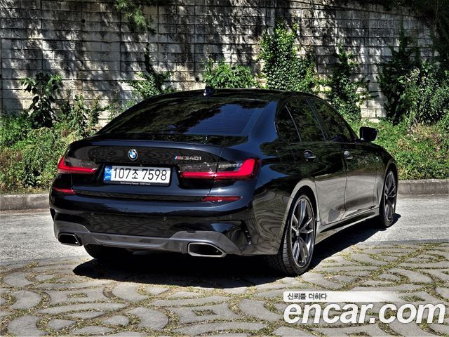 BMW 3-Series M340i