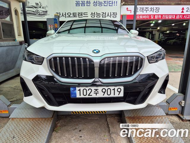 BMW 5-Series 530i xDrive M Sport