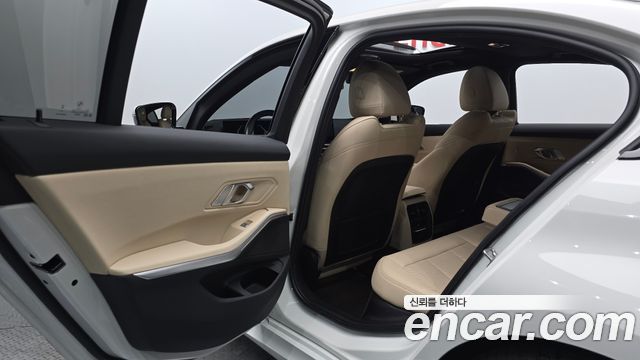 BMW 3-Series 320i M Sport