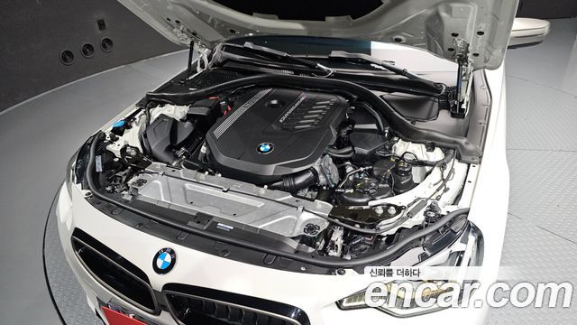 BMW 2-Series M240i xDrive Coupe