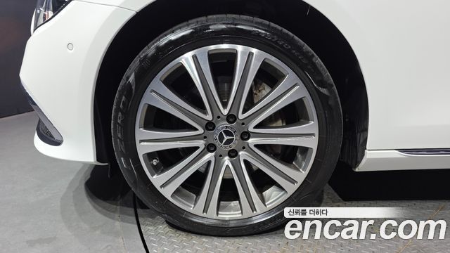 Mercedes-Benz E-Class E350 4MATIC Exclusive