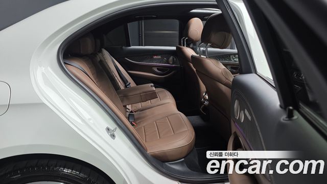 Mercedes-Benz E-Class E350 4MATIC Exclusive