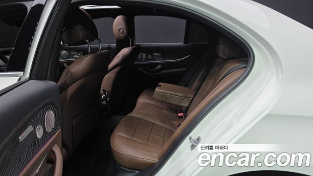 Mercedes-Benz E-Class E350 4MATIC Exclusive