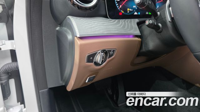 Mercedes-Benz E-Class E350 4MATIC Exclusive