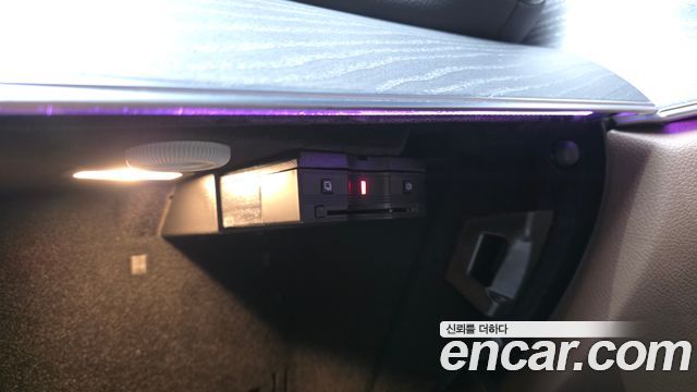 Mercedes-Benz E-Class E350 4MATIC Exclusive