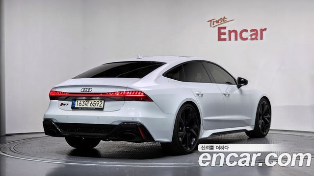 Audi RS7 4.0 TFSI Quattro