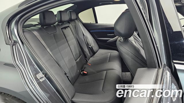 BMW 3-Series 320i M Sport