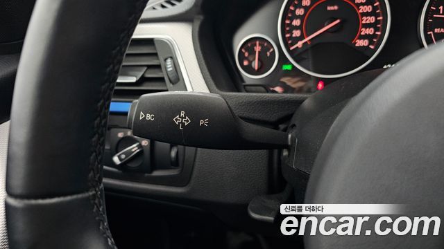 BMW 3-Series 320i M Sport