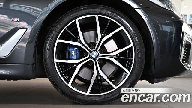 BMW 5-Series 530e M Sport