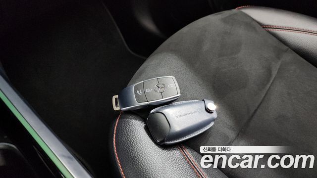 Mercedes-Benz GLB-Class GLB250 4MATIC