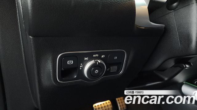 Mercedes-Benz GLB-Class GLB250 4MATIC