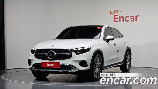 Mercedes-Benz GLC-Class GLC300 4MATIC Avnatgarde Coupe