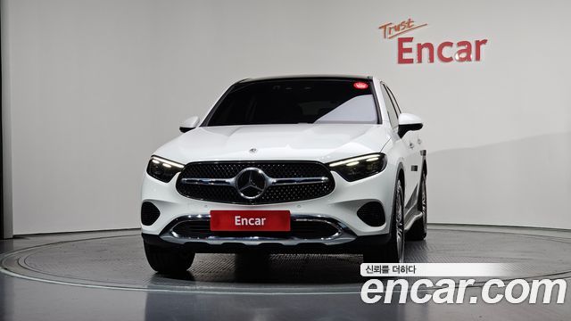 Mercedes-Benz GLC-Class GLC300 4MATIC Avnatgarde Coupe