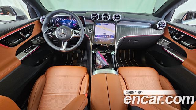 Mercedes-Benz GLC-Class GLC300 4MATIC Avnatgarde Coupe