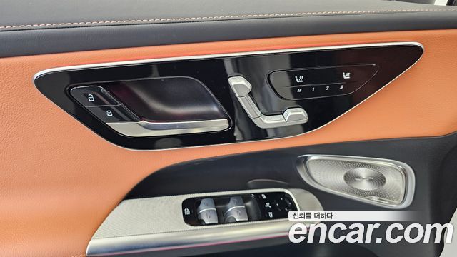 Mercedes-Benz GLC-Class GLC300 4MATIC Avnatgarde Coupe