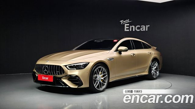 Mercedes-Benz AMG GT 4Door 43 4MATIC+ Dynamic golden daylight