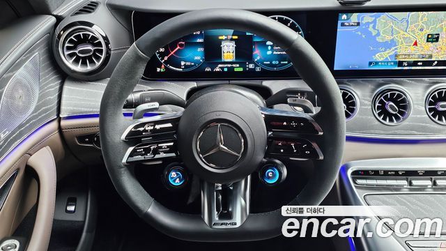 Mercedes-Benz AMG GT 4Door 43 4MATIC+ Dynamic golden daylight