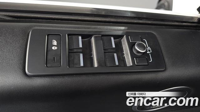 Land Rover Discovery 3.0 SD6 HSE Luxury