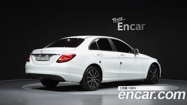 Mercedes-Benz C-Class C200