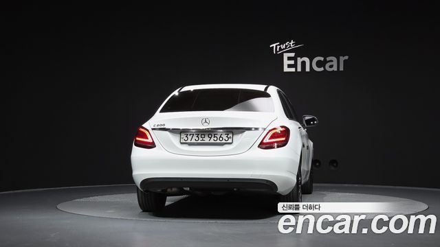 Mercedes-Benz C-Class C200