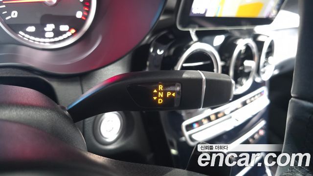 Mercedes-Benz C-Class C200