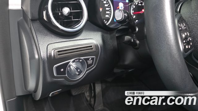 Mercedes-Benz C-Class C200