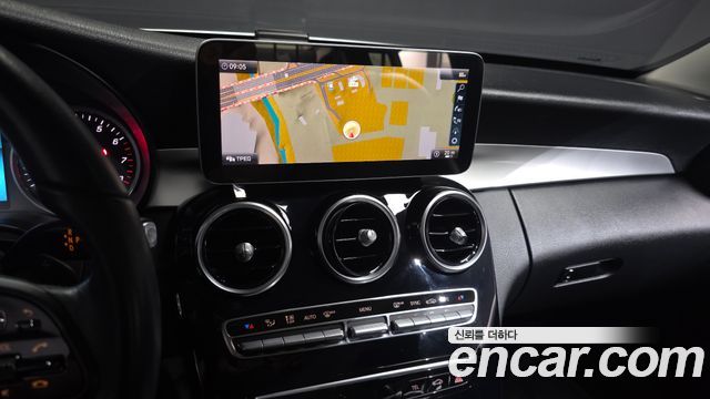 Mercedes-Benz C-Class C200