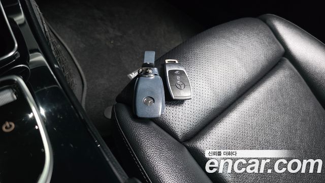 Mercedes-Benz C-Class C200