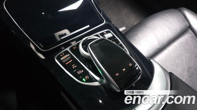 Mercedes-Benz C-Class C200