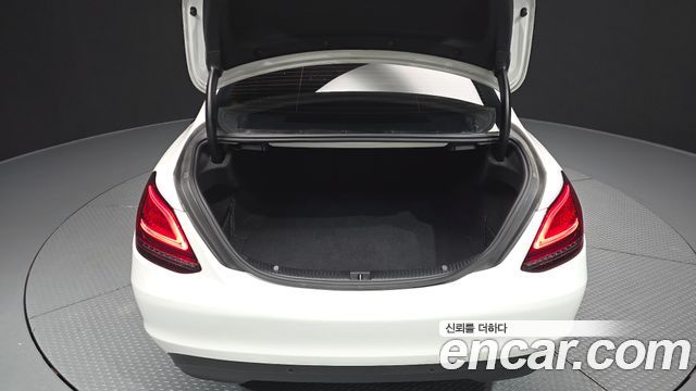 Mercedes-Benz C-Class C200