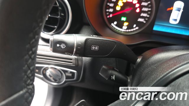 Mercedes-Benz C-Class C200