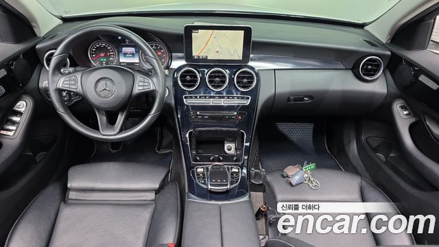 Mercedes-Benz C-Class C200