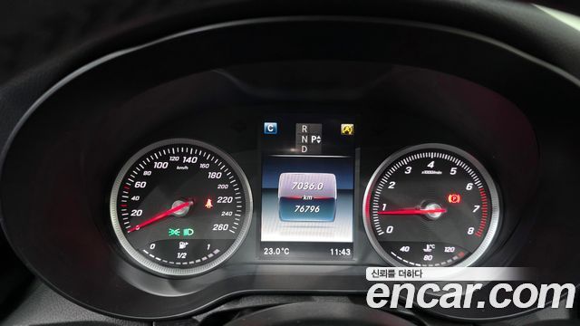 Mercedes-Benz C-Class C200