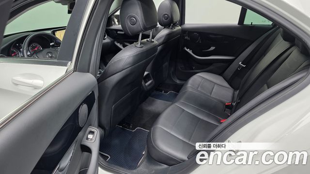 Mercedes-Benz C-Class C200