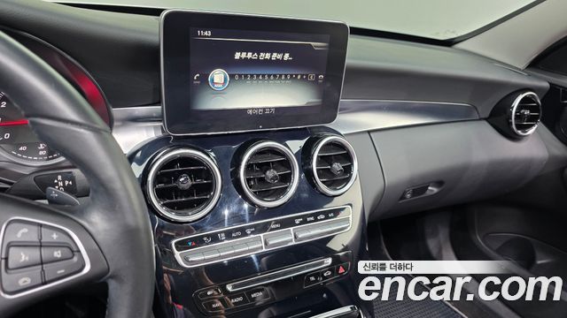 Mercedes-Benz C-Class C200