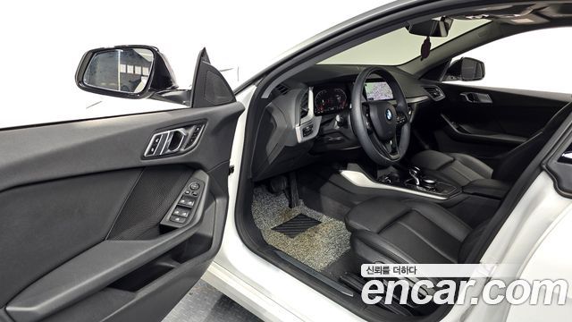 BMW 2-Series 220d Advantage