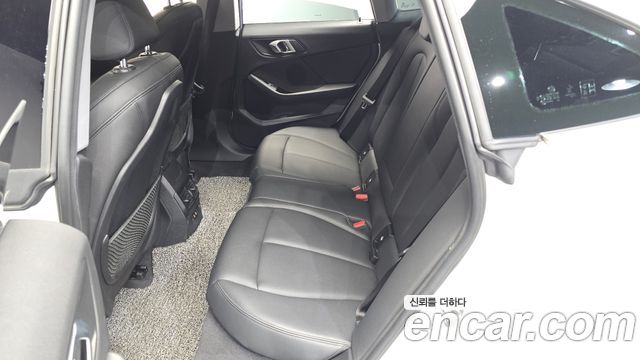 BMW 2-Series 220d Advantage
