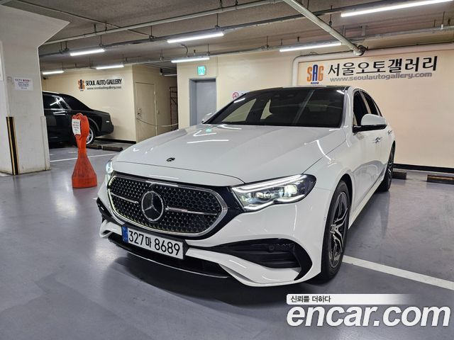 Mercedes-Benz E-Class E300 4MATIC AMG Line