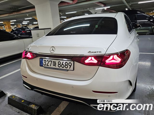 Mercedes-Benz E-Class E300 4MATIC AMG Line