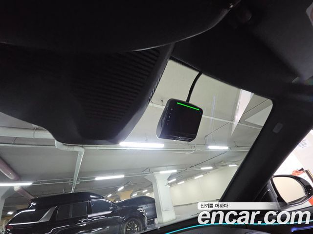 Mercedes-Benz E-Class E300 4MATIC AMG Line